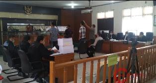 Saksi Akui Ada Pemotongan 10 Persen, Ngak Sanggup Menolak Karena Atasan  